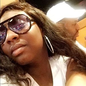 Meet your Posher, Aiesha